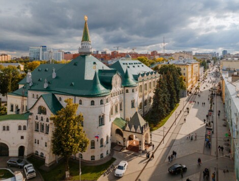 Большая Покровская и окрестности